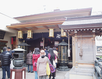 人形町大観音寺「花まつり」